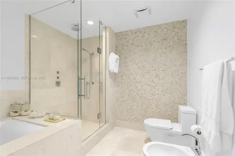 17121 Collins Avenue Sunny Isles Beach FL 33160