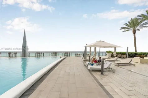 17121 Collins Avenue Sunny Isles Beach FL 33160
