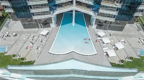 17121 Collins Avenue Sunny Isles Beach FL 33160