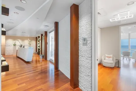 17121 Collins Avenue Sunny Isles Beach FL 33160
