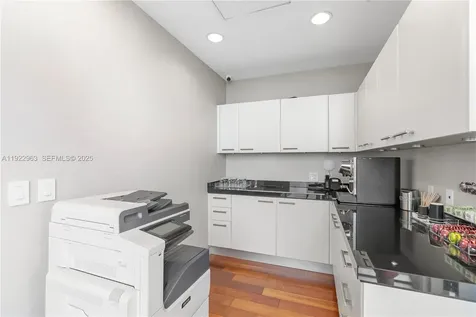 17121 Collins Avenue Sunny Isles Beach FL 33160