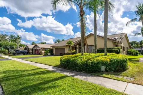 9272 NW 18th Street Plantation FL 33322
