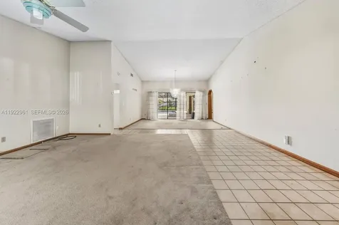 9272 NW 18th Street Plantation FL 33322