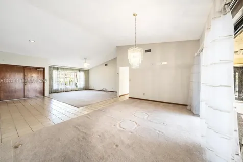 9272 NW 18th Street Plantation FL 33322
