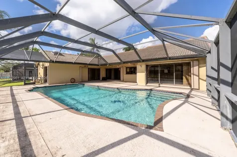 9272 NW 18th Street Plantation FL 33322