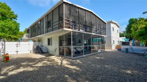 137 Pacific Avenue Tavernier FL 33070