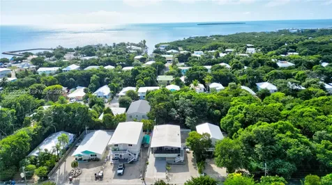 137 Pacific Avenue Tavernier FL 33070