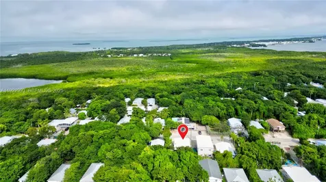 137 Pacific Avenue Tavernier FL 33070