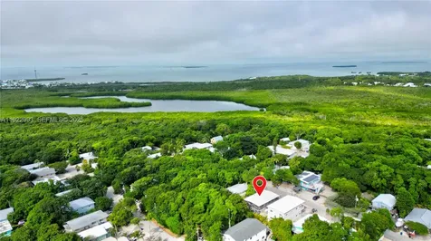 137 Pacific Avenue Tavernier FL 33070