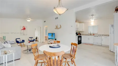 137 Pacific Avenue Tavernier FL 33070