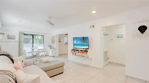 137 Pacific Avenue Tavernier FL 33070