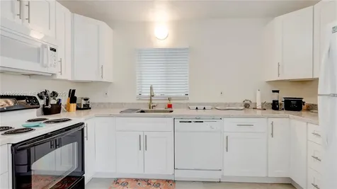 137 Pacific Avenue Tavernier FL 33070