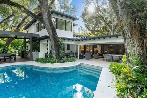 4095 Battersea Road Miami FL 33133