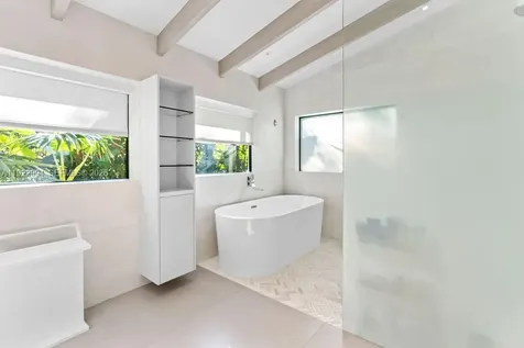 4095 Battersea Road Miami FL 33133