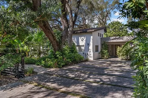 4095 Battersea Road Miami FL 33133