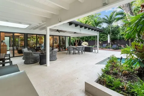 4095 Battersea Road Miami FL 33133