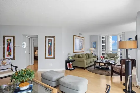 21205 Yacht Club Drive Aventura FL 33180