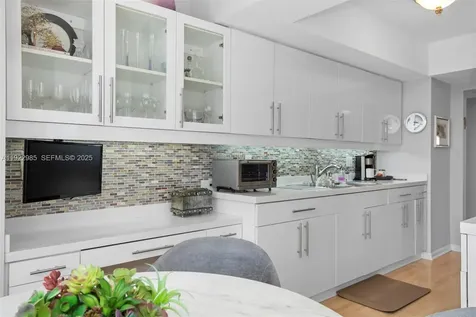 21205 Yacht Club Drive Aventura FL 33180