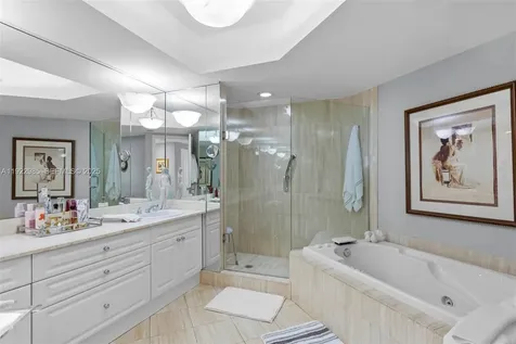 21205 Yacht Club Drive Aventura FL 33180