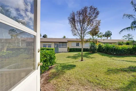 2915 Crosley Drive W West Palm Beach FL 33415