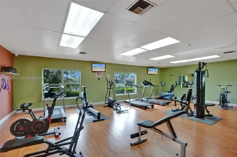 2915 Crosley Drive W West Palm Beach FL 33415