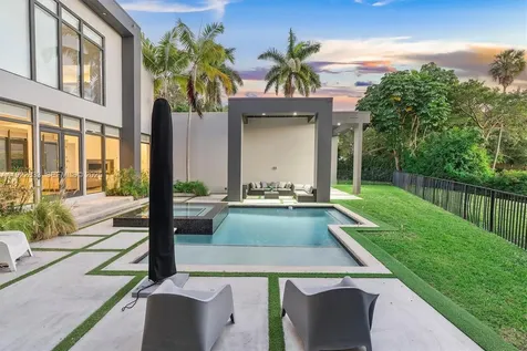 1009 NE 104th Street Miami Shores FL 33138
