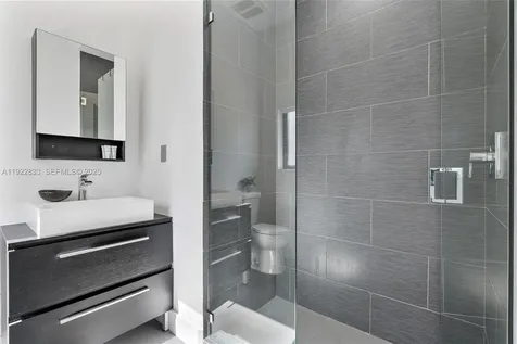 1009 NE 104th Street Miami Shores FL 33138