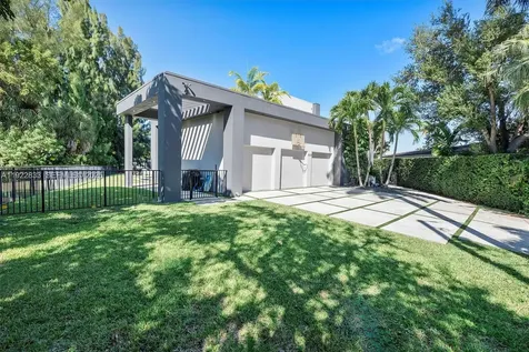 1009 NE 104th Street Miami Shores FL 33138
