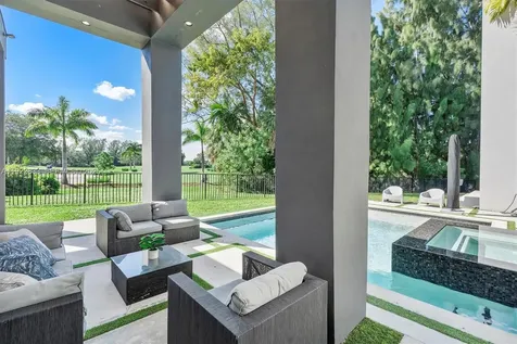 1009 NE 104th Street Miami Shores FL 33138
