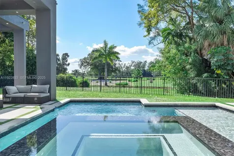 1009 NE 104th Street Miami Shores FL 33138
