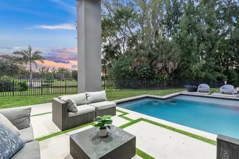 1009 NE 104th Street Miami Shores FL 33138