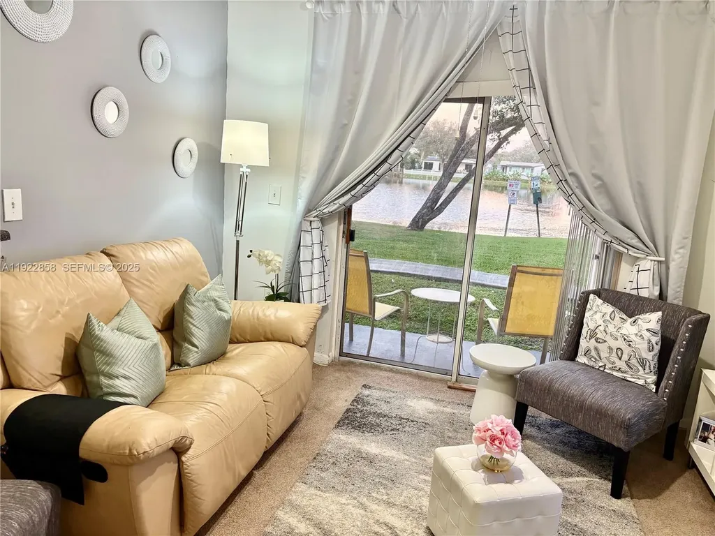 1791 NW 96th Terrace Pembroke Pines FL 33024