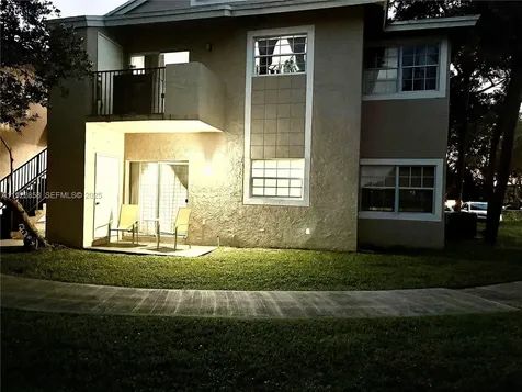 1791 NW 96th Terrace Pembroke Pines FL 33024