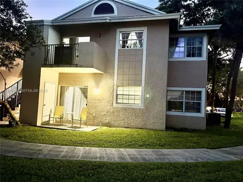 1791 NW 96th Terrace Pembroke Pines FL 33024