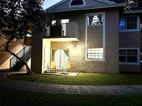 1791 NW 96th Terrace Pembroke Pines FL 33024