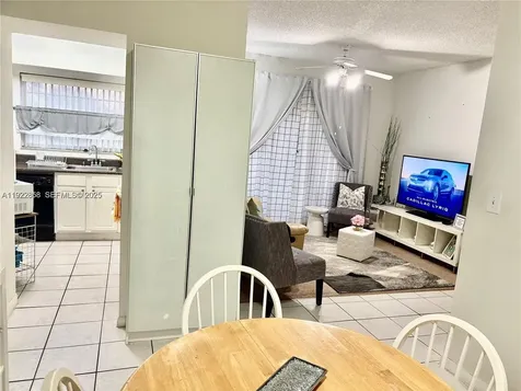 1791 NW 96th Terrace Pembroke Pines FL 33024