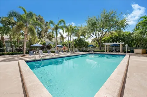 4600 SW 67th Avenue Miami FL 33155