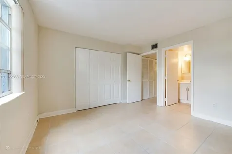 4600 SW 67th Avenue Miami FL 33155