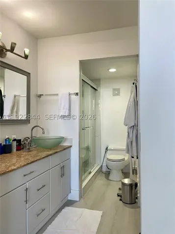 6900 Bay Drive Miami Beach FL 33141