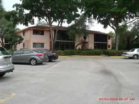 9978 N Belfort Circle Tamarac FL 33321