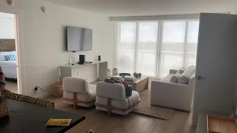 100 Bayview Drive Sunny Isles Beach FL 33160