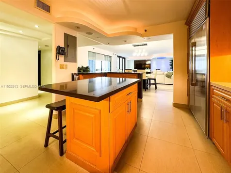 8877 Collins Avenue Surfside FL 33154