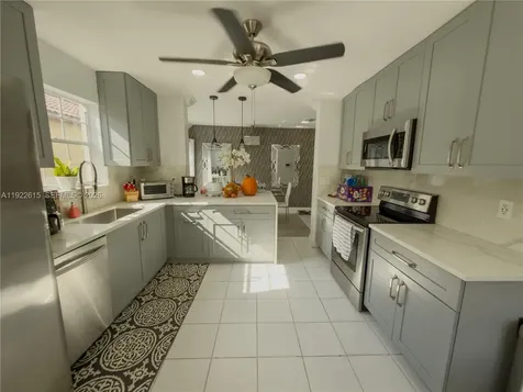 5460 NW 49th Avenue Coconut Creek FL 33073