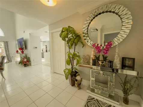 5460 NW 49th Avenue Coconut Creek FL 33073