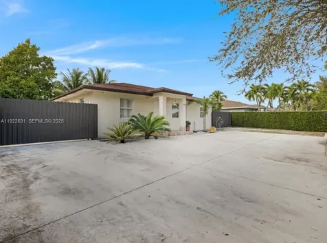 29330 SW 143rd Avenue Homestead FL 33033