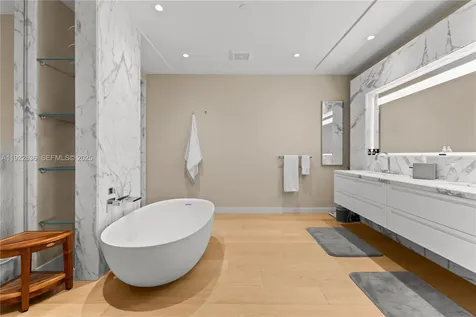 6800 Fisher Island Drive Miami Beach FL 33109