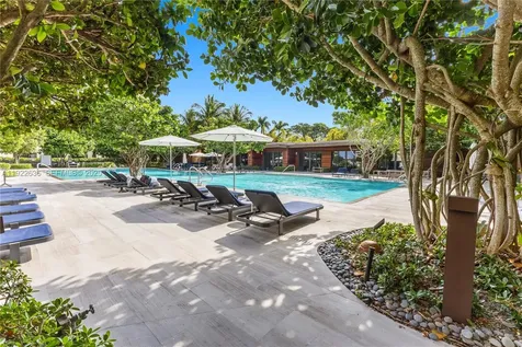 6800 Fisher Island Drive Miami Beach FL 33109