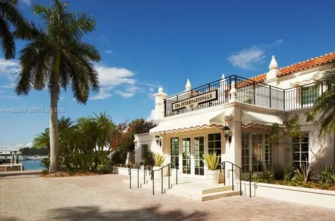 6800 Fisher Island Drive Miami Beach FL 33109