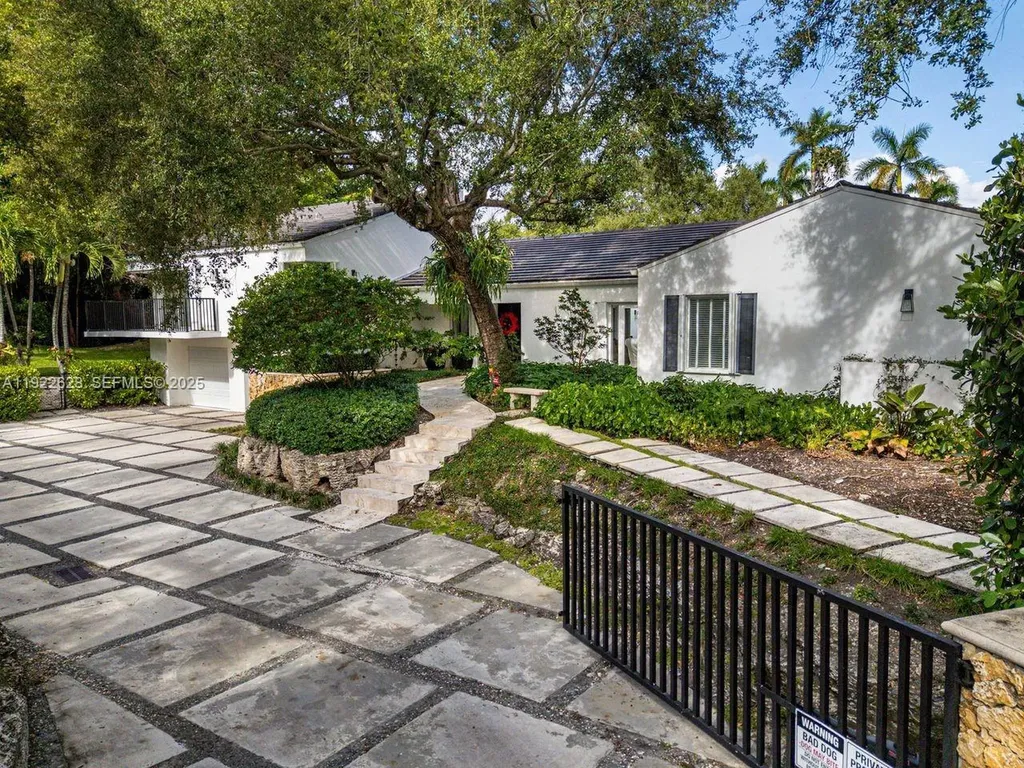 7000 Robles Street Coral Gables FL 33143