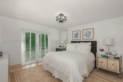 7000 Robles Street Coral Gables FL 33143